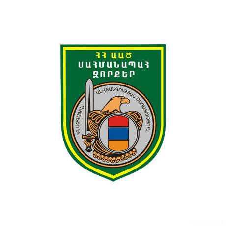 Border Guard Troops Organize Admission